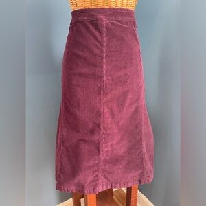 Croft & Barrow Stretch BURGUNDY Corduroy Long Skirt Size 14 Side Zip Seam Detail